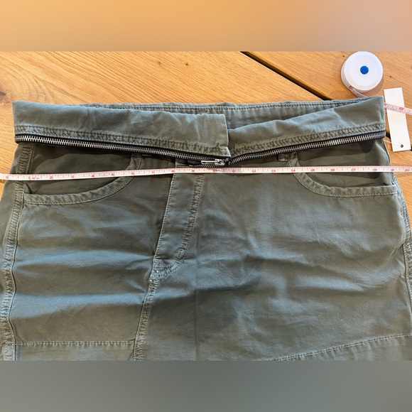 BDG Cargo Skirt NWT from Urban Outfitters - Picture 3 of 6